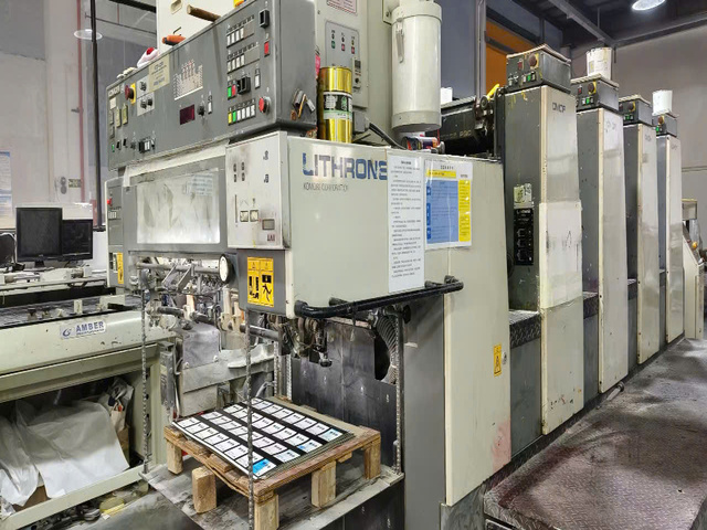 Komori 428 khổ 52x72 cm năm 2000