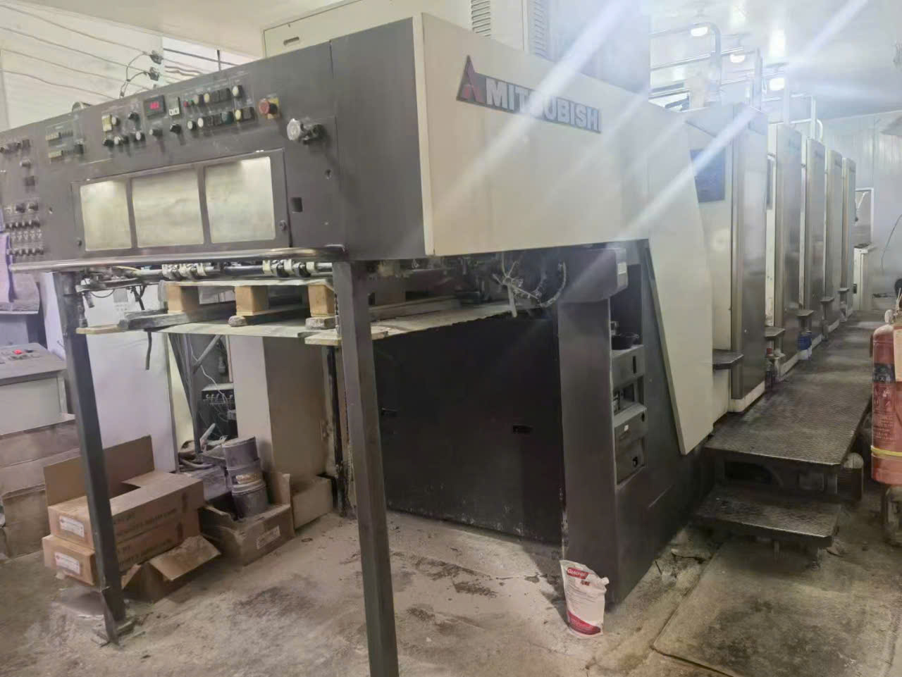 Mitsubishi D3000 - 5 màu, hệ thống rửa lô cao su tự động, khổ 72 x 102 năm 2007