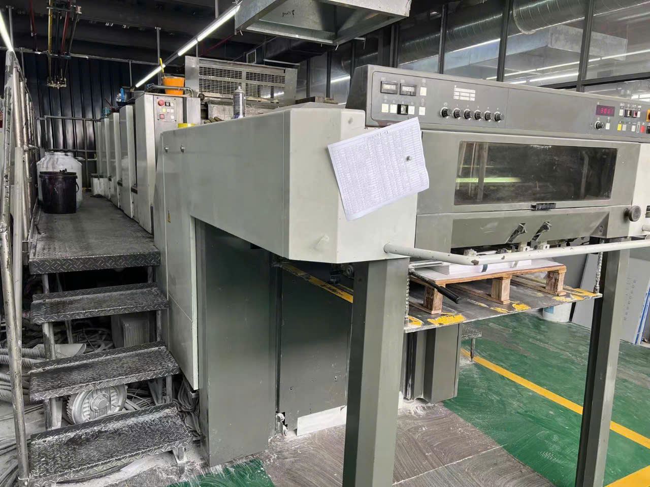 Komori LX529 5 màu + 1 cụm phủ 61x75cm năm 2008