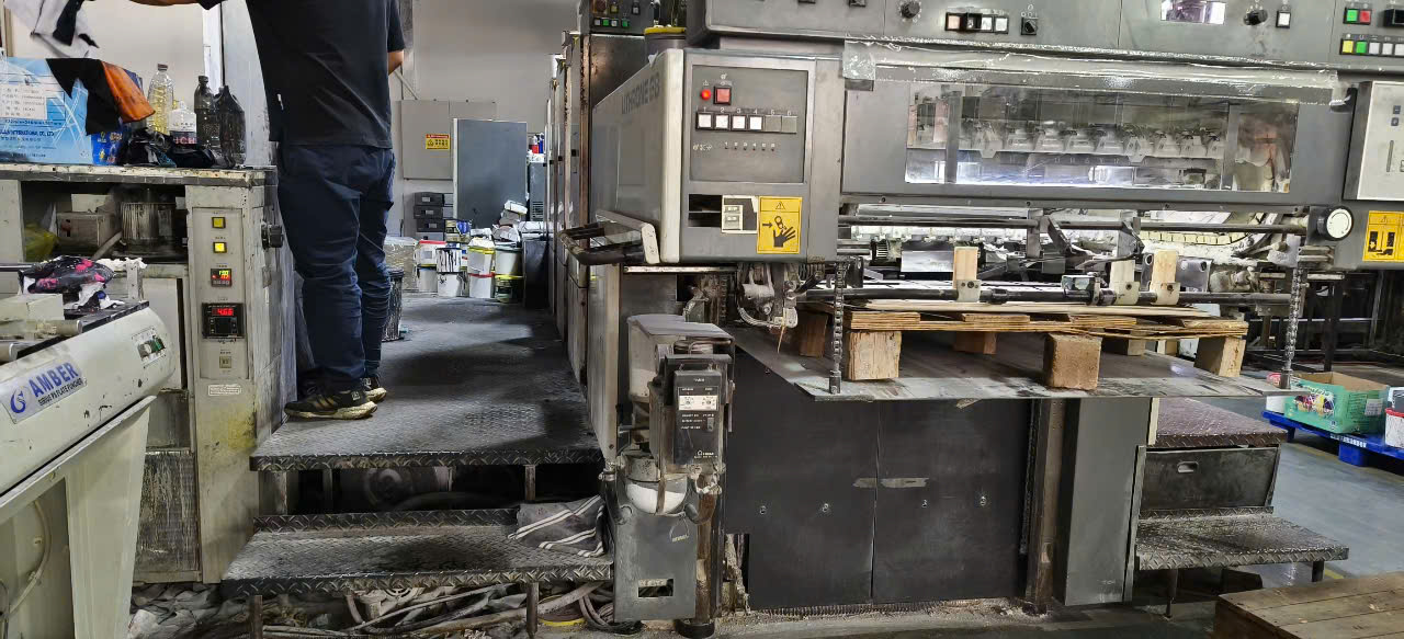 Komori 428 khổ 52x72 cm năm 2000