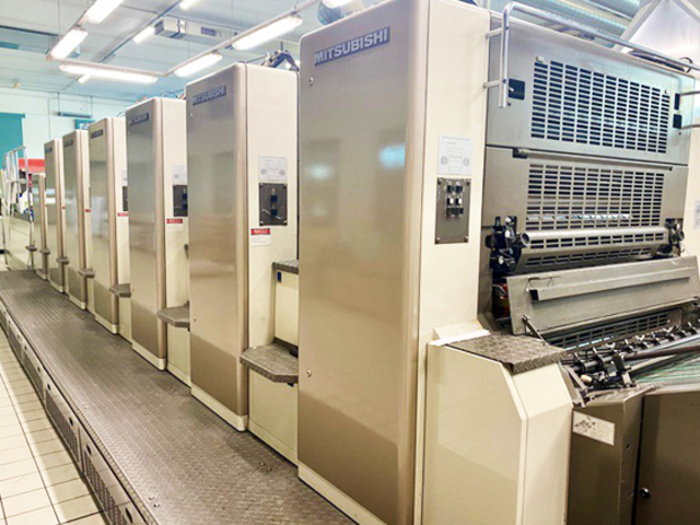 Mitsubishi D3000, 6 màu +1 tráng phủ, lắp kẽm tự động, 72x102cm