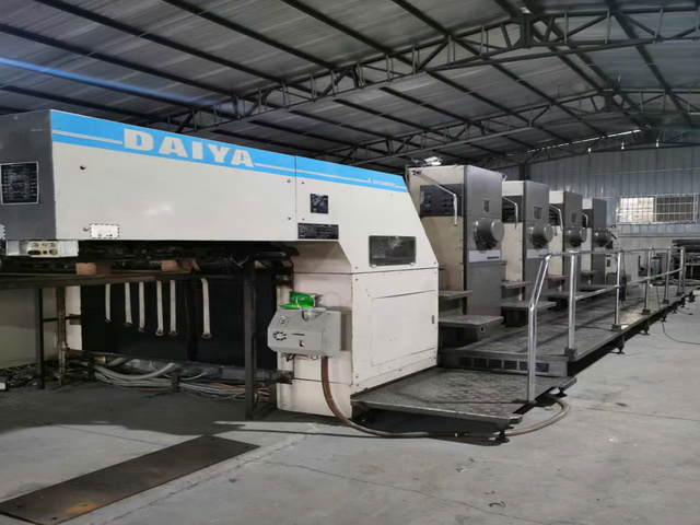 Daiya 4F, khổ 79x109cm, 4 màu, Năm 2005