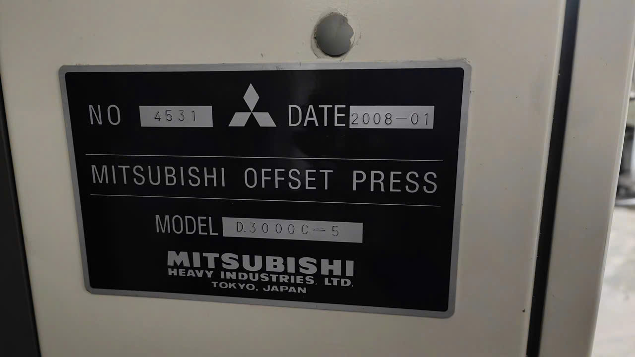 Mitshubishi D3000, khổ 72x102cm, 5 màu, năm 2004